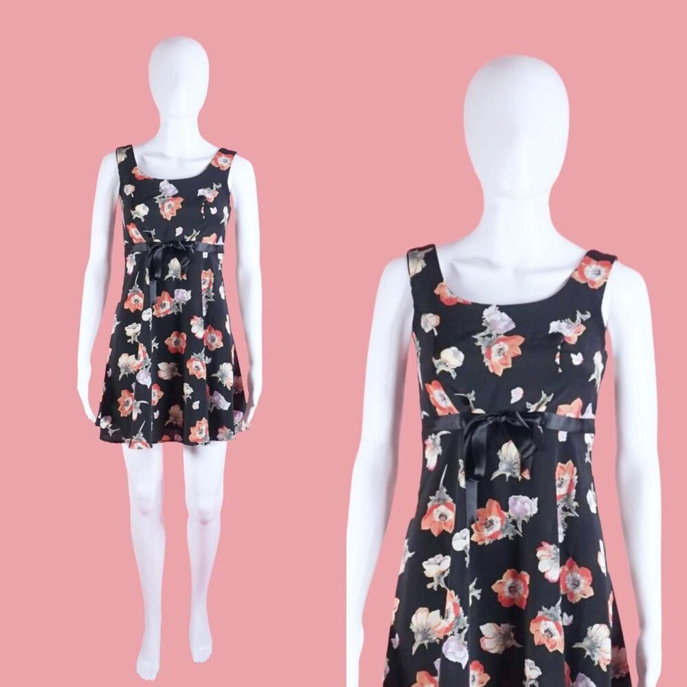 1990s-Y2K ANNA U.S.A Black Floral & BUTTERFLY Print BABYDOLL Mini Dress. XS